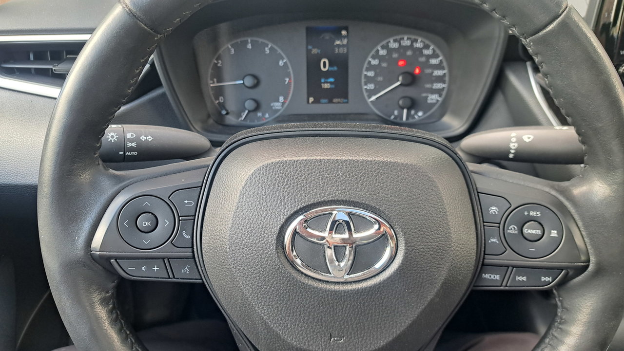 Toyota Corolla  2023-10