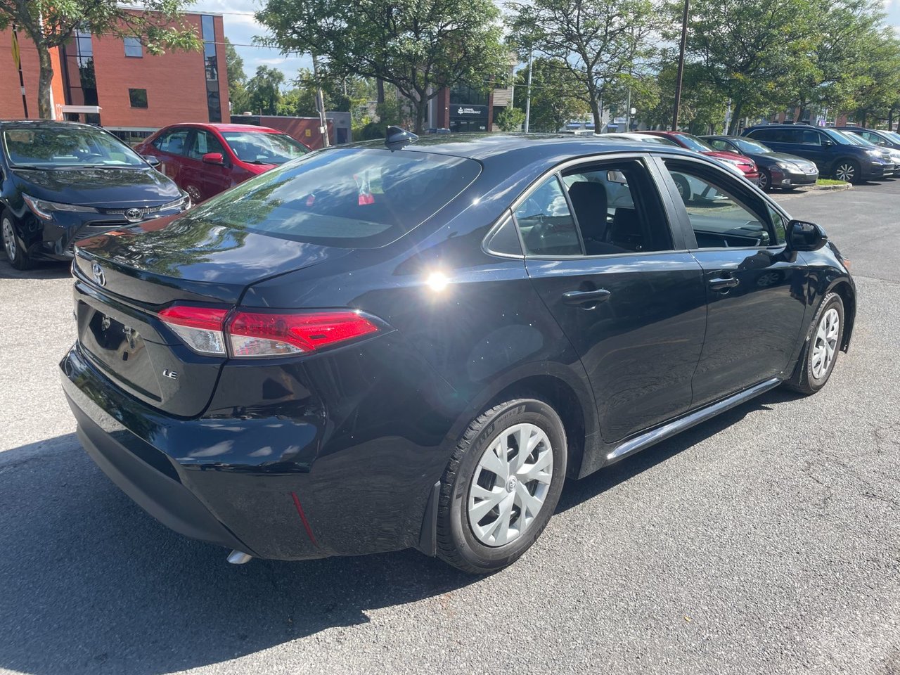 Toyota Corolla LE 2024-4
