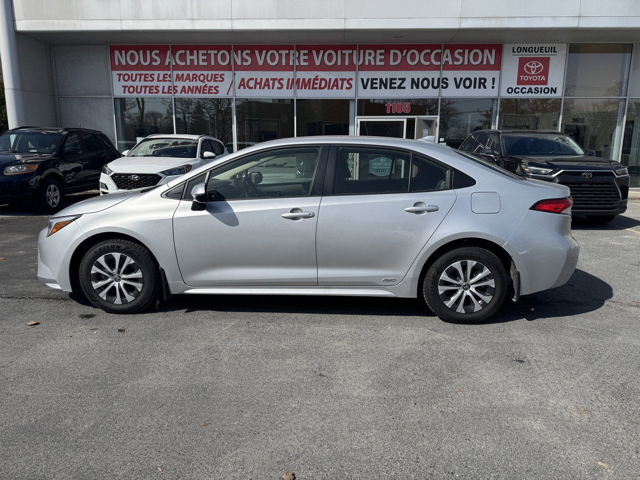 Toyota Corolla Hybrid LE 2025-5