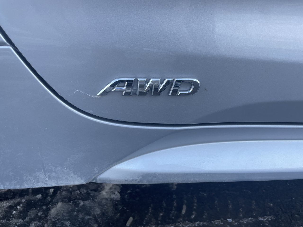 Toyota Corolla Hybrid LE 2025-17