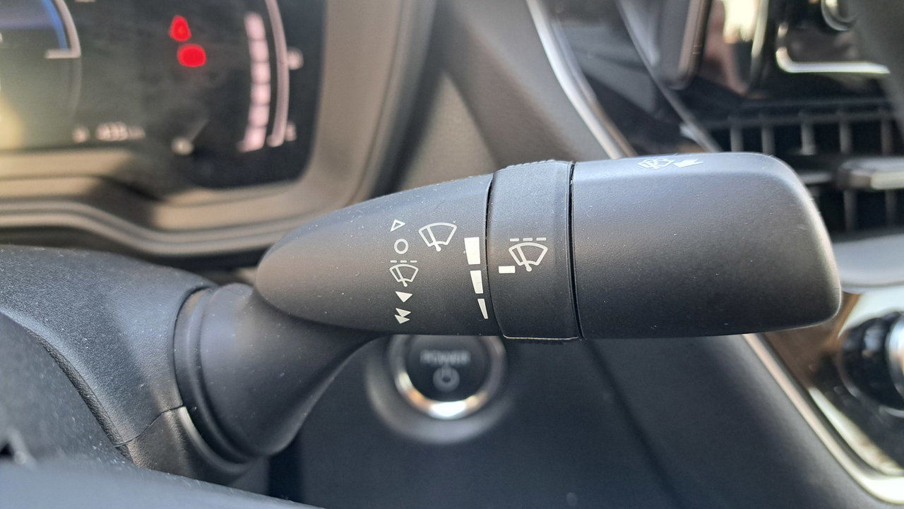 2025 Toyota Corolla AWD Hybrid LE-13