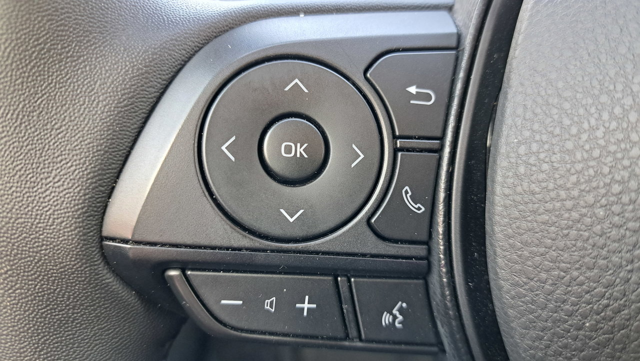 2025 Toyota Corolla AWD Hybrid LE-14