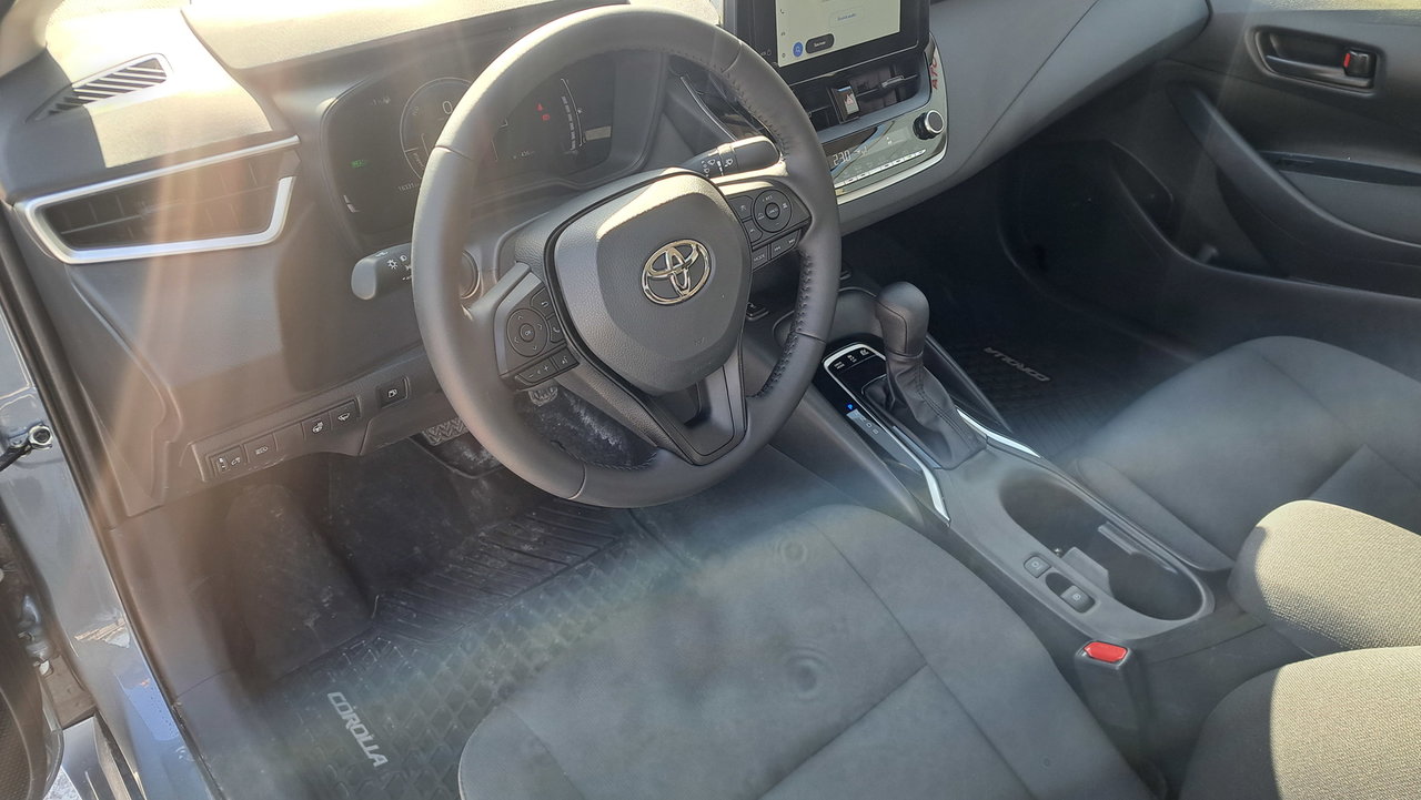 2025 Toyota Corolla AWD Hybrid LE-9