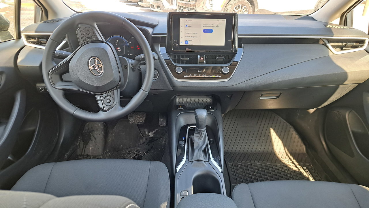 2025 Toyota Corolla AWD Hybrid LE-28