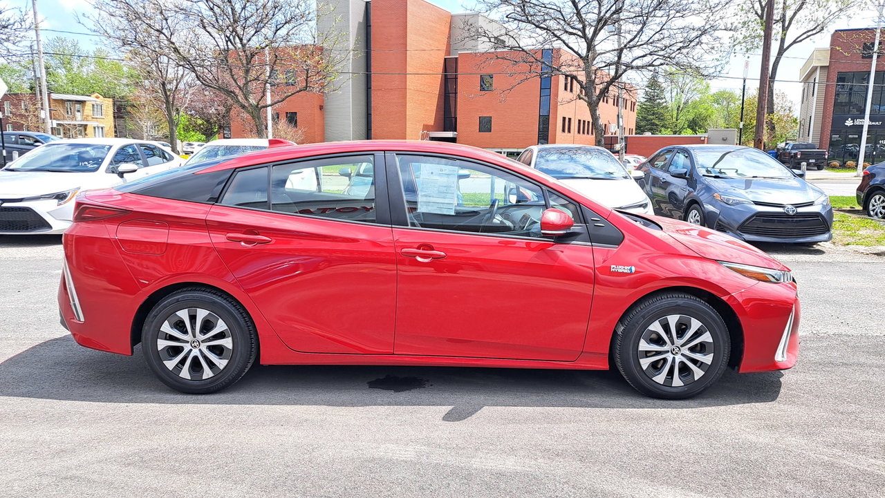 2021 Toyota Prius Prime-2