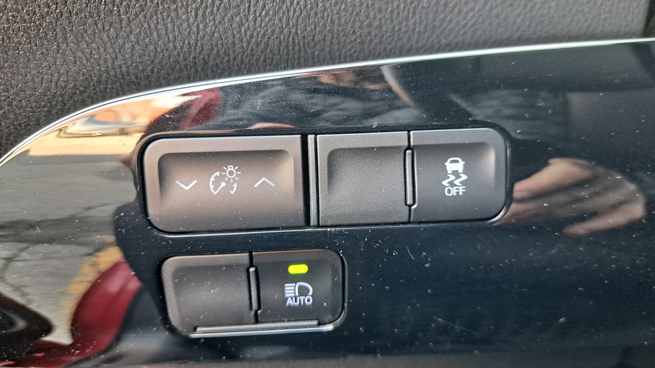 2021 Toyota Prius Prime-25