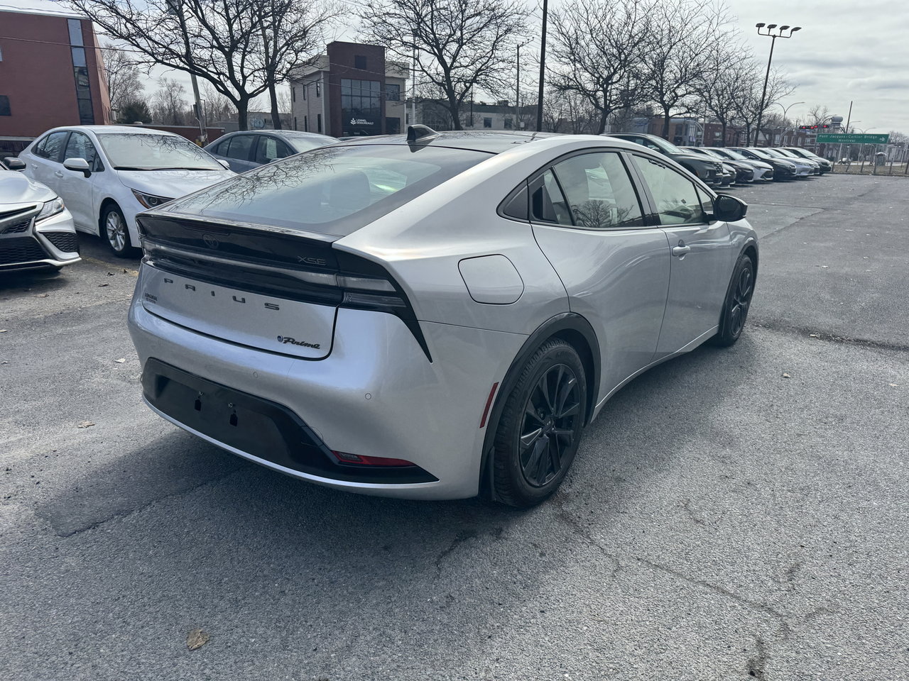 Toyota Prius Plug-in Hybrid XSE 2023-3