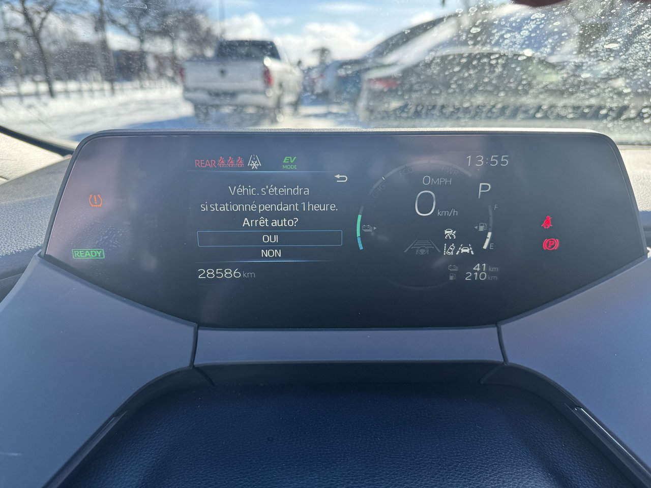 Toyota Prius Plug-in Hybrid XSE 2023-6