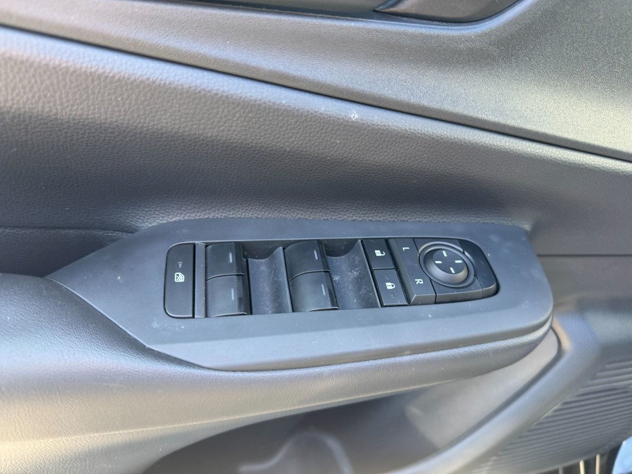 2023 Toyota Prius Prime SE-10