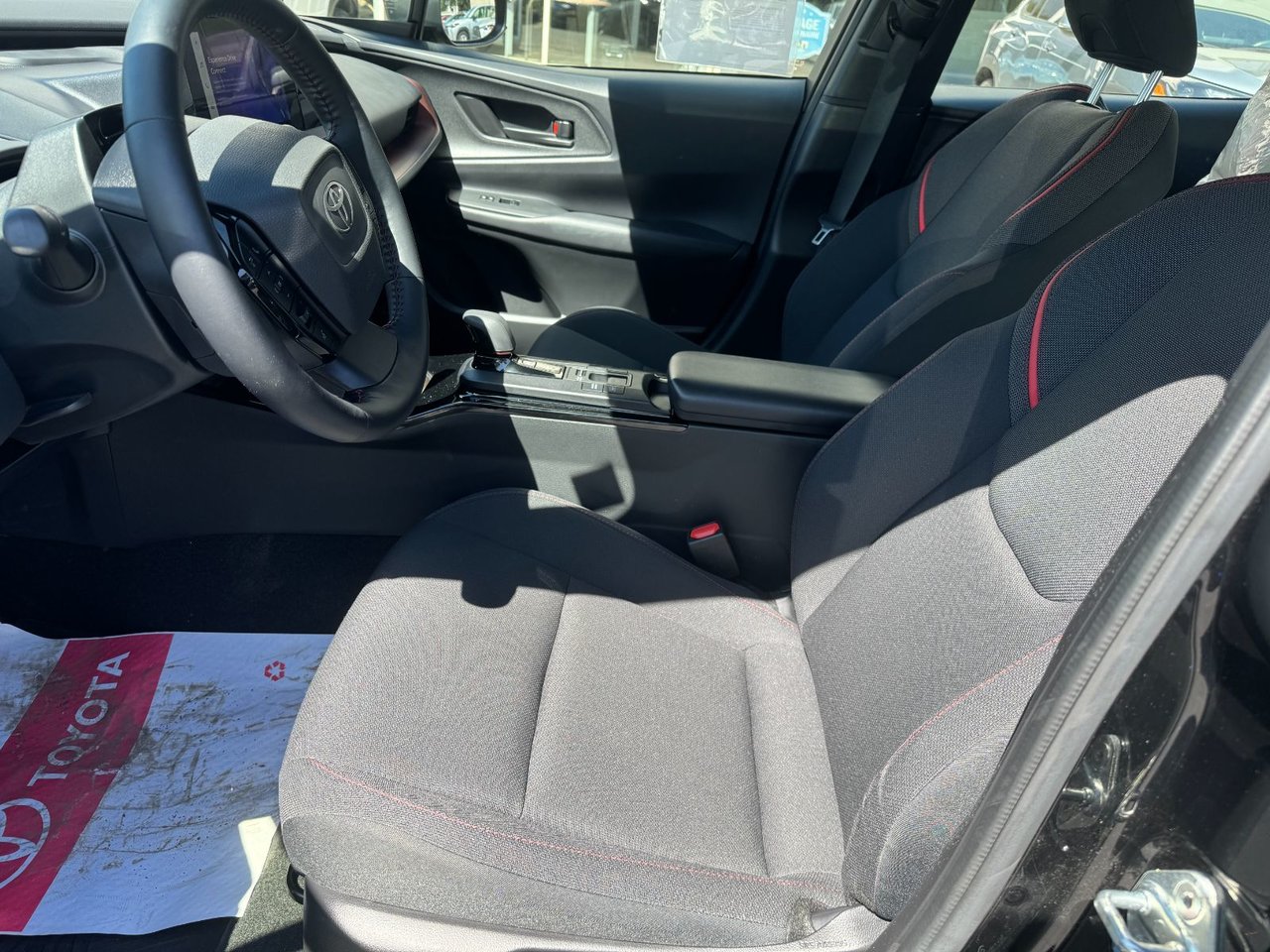 2023 Toyota Prius Prime SE-9