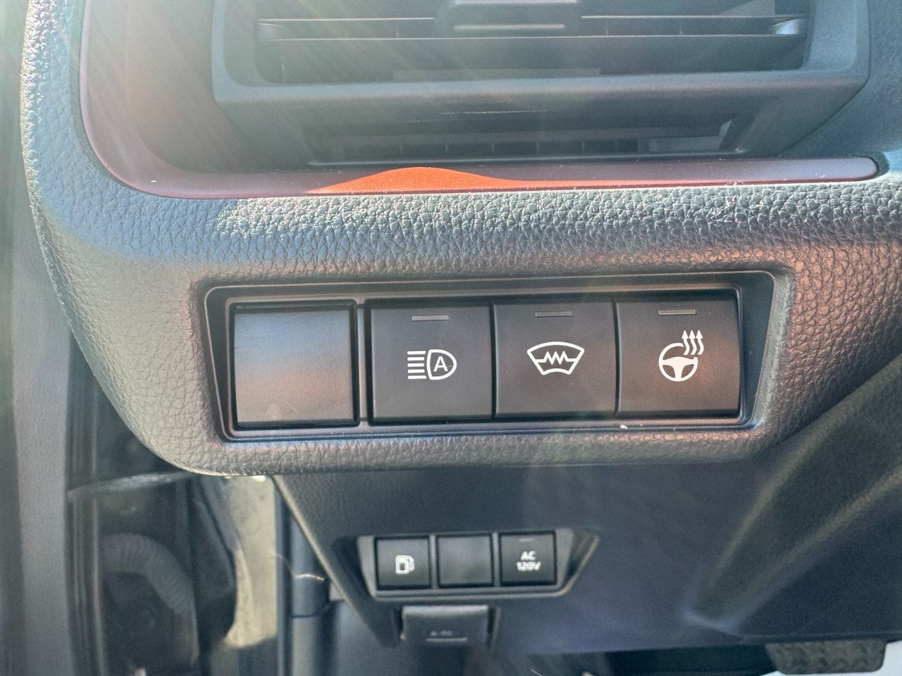 2023 Toyota Prius Prime SE-12