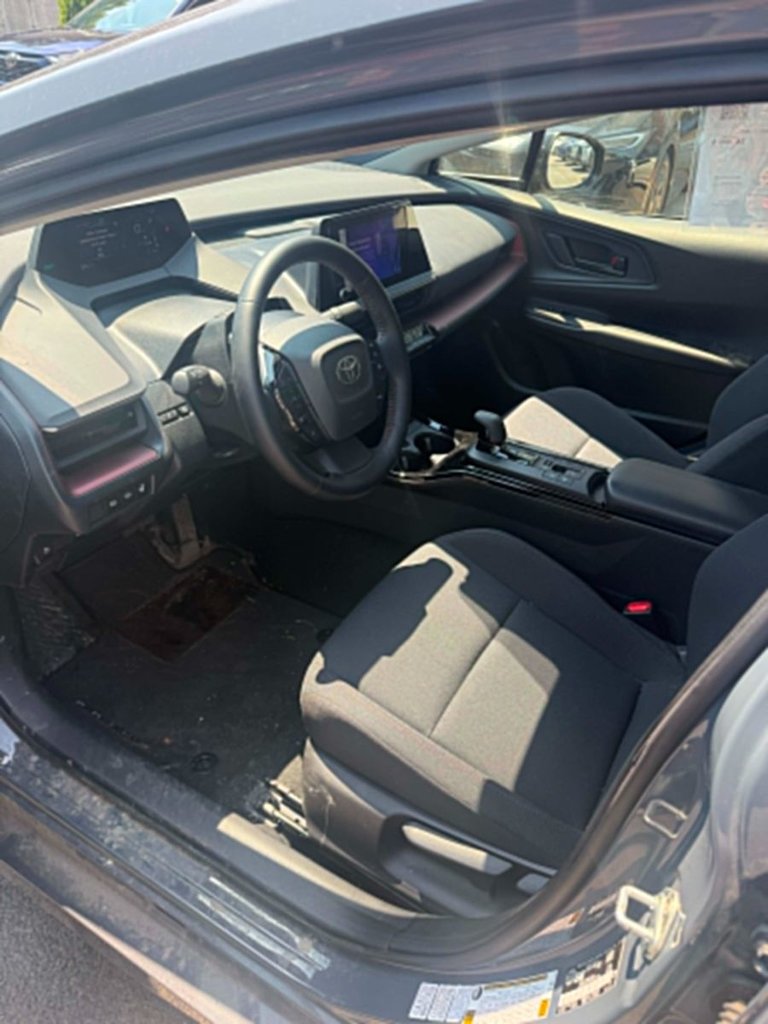 2024 Toyota Prius Prime-8