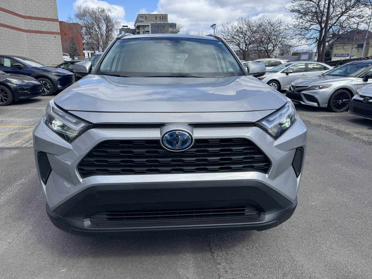 2022 Toyota RAV4 Hybrid XLE-7
