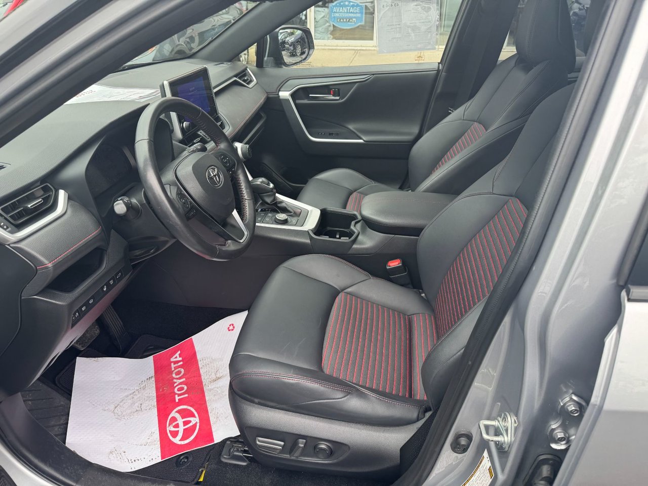 Toyota RAV4 Prime XSE 2023-14