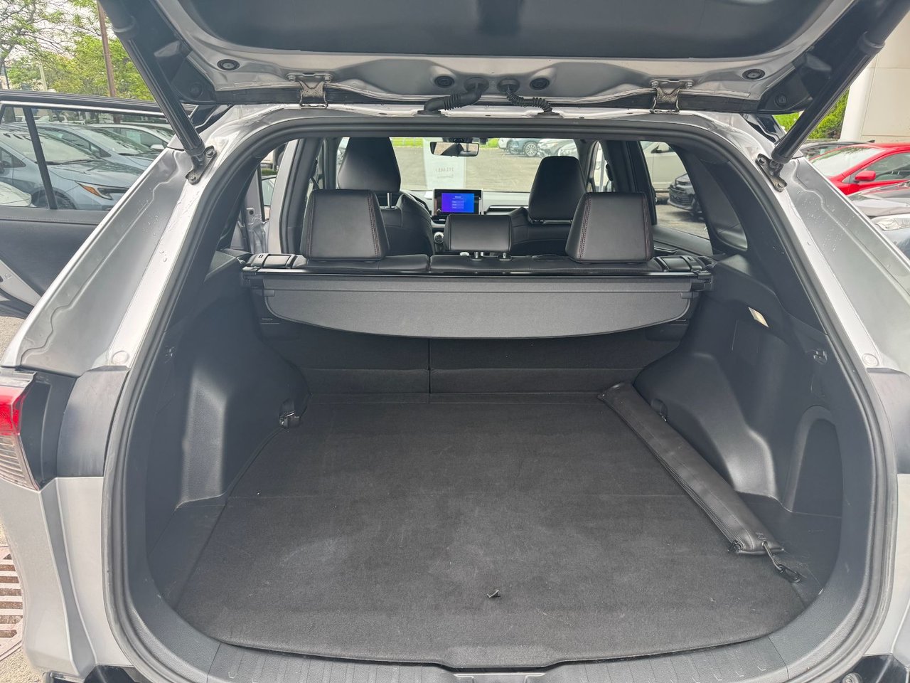 Toyota RAV4 Prime XSE 2023-9