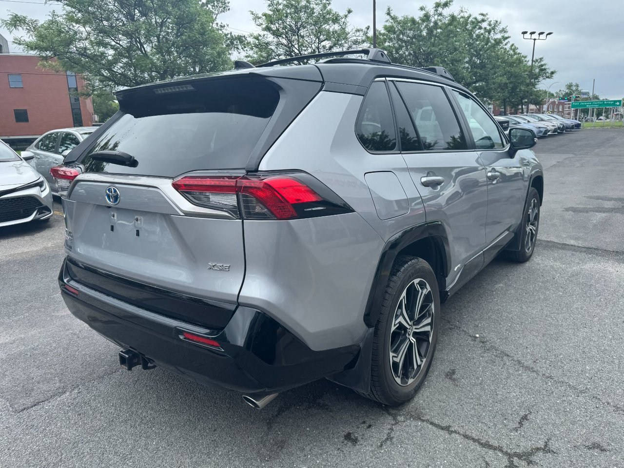 Toyota RAV4 Prime XSE 2023-4