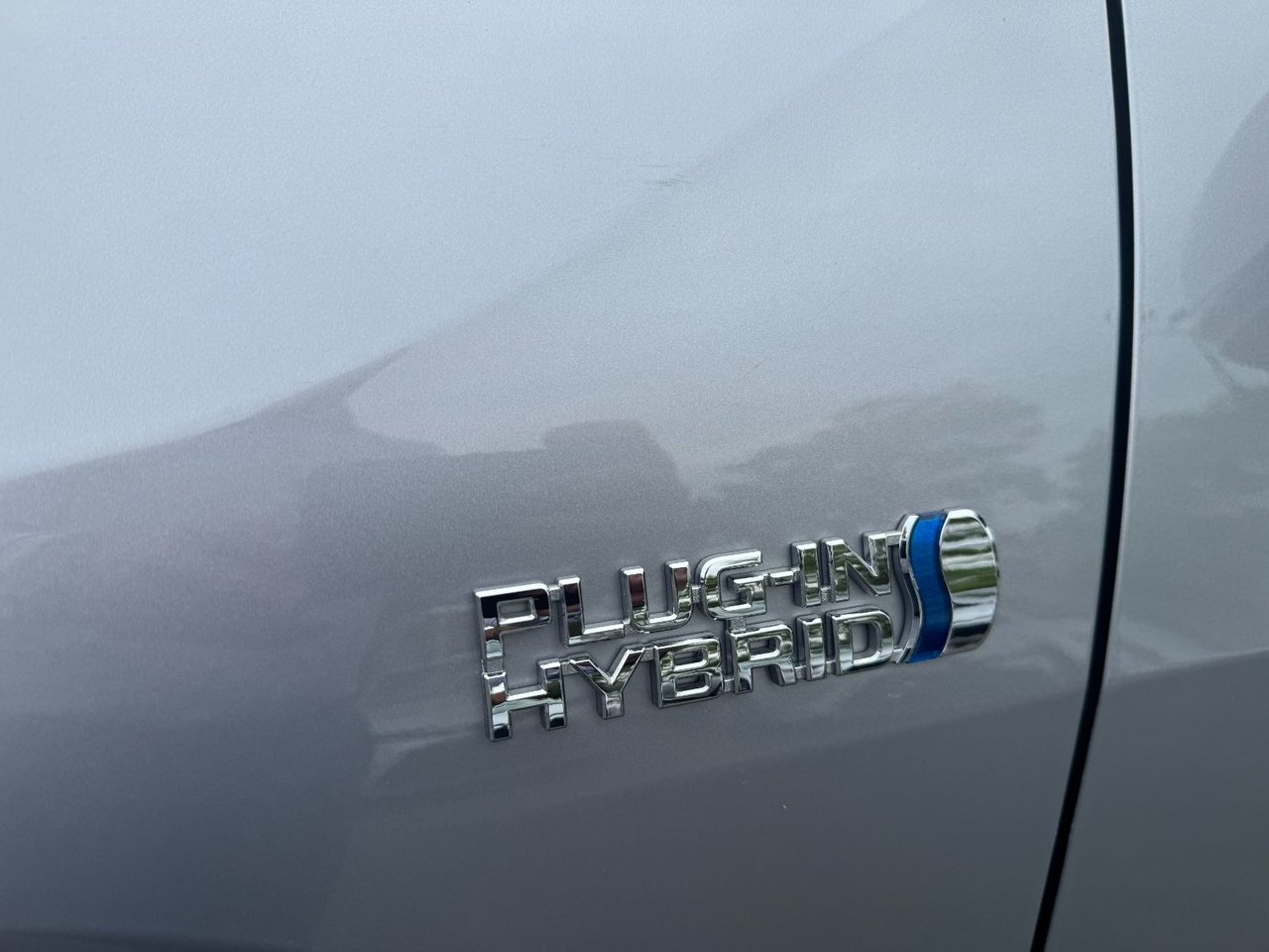 2024 Toyota RAV4 Prime SE-8