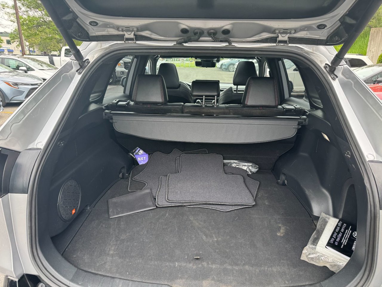 2024 Toyota RAV4 Prime SE-9