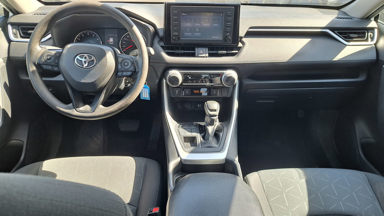 2019 Toyota RAV4 LE-23