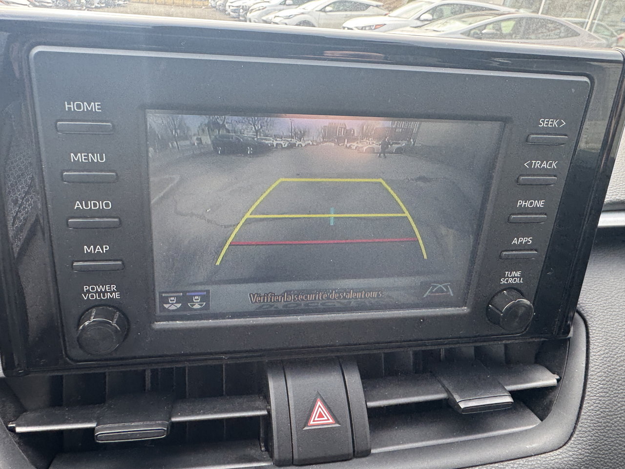 Toyota RAV4 XLE 2021-11