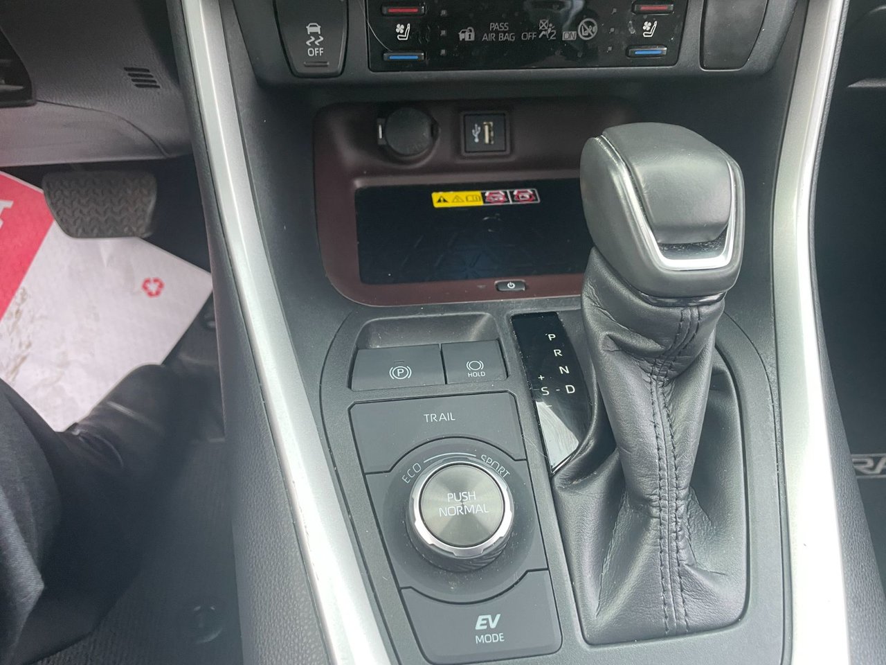 2023 Toyota RAV4 Hybrid Limited-11