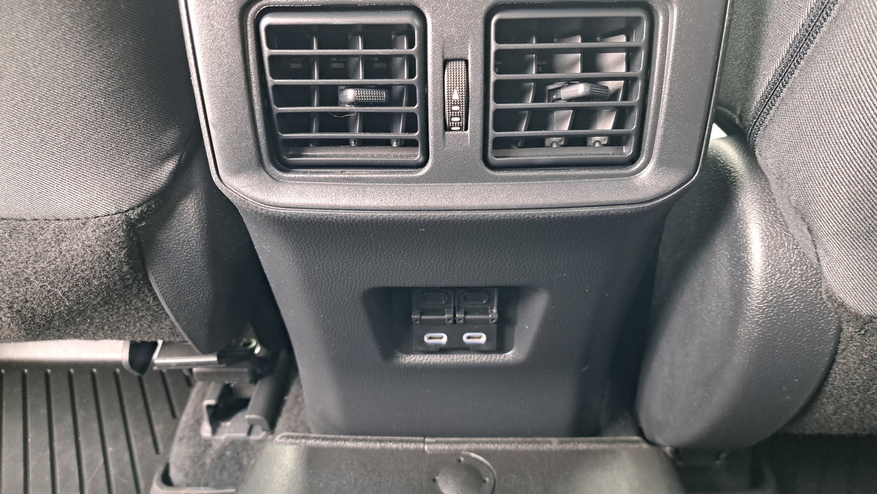 Toyota RAV4 Hybrid LE 2024-27