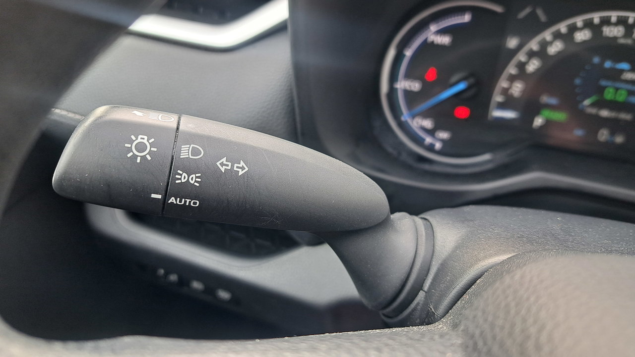 Toyota RAV4 Hybrid LE 2024-15