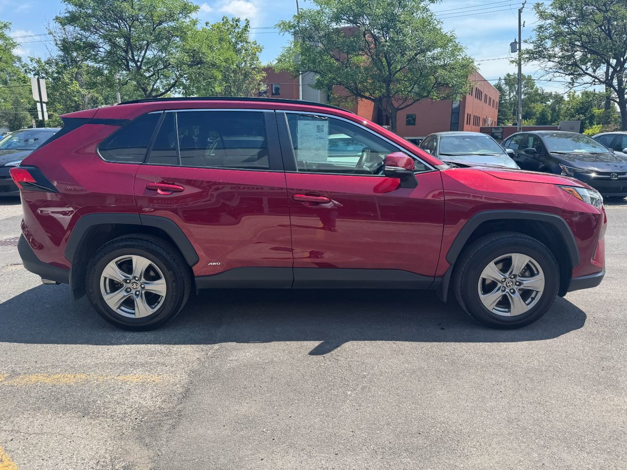 2024 Toyota RAV4 Hybrid XLE-5