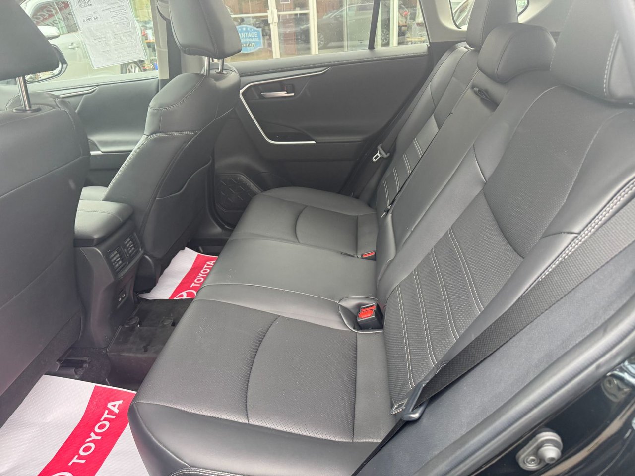 Toyota RAV4 AWD LIMITED Limited AWD 2025-8