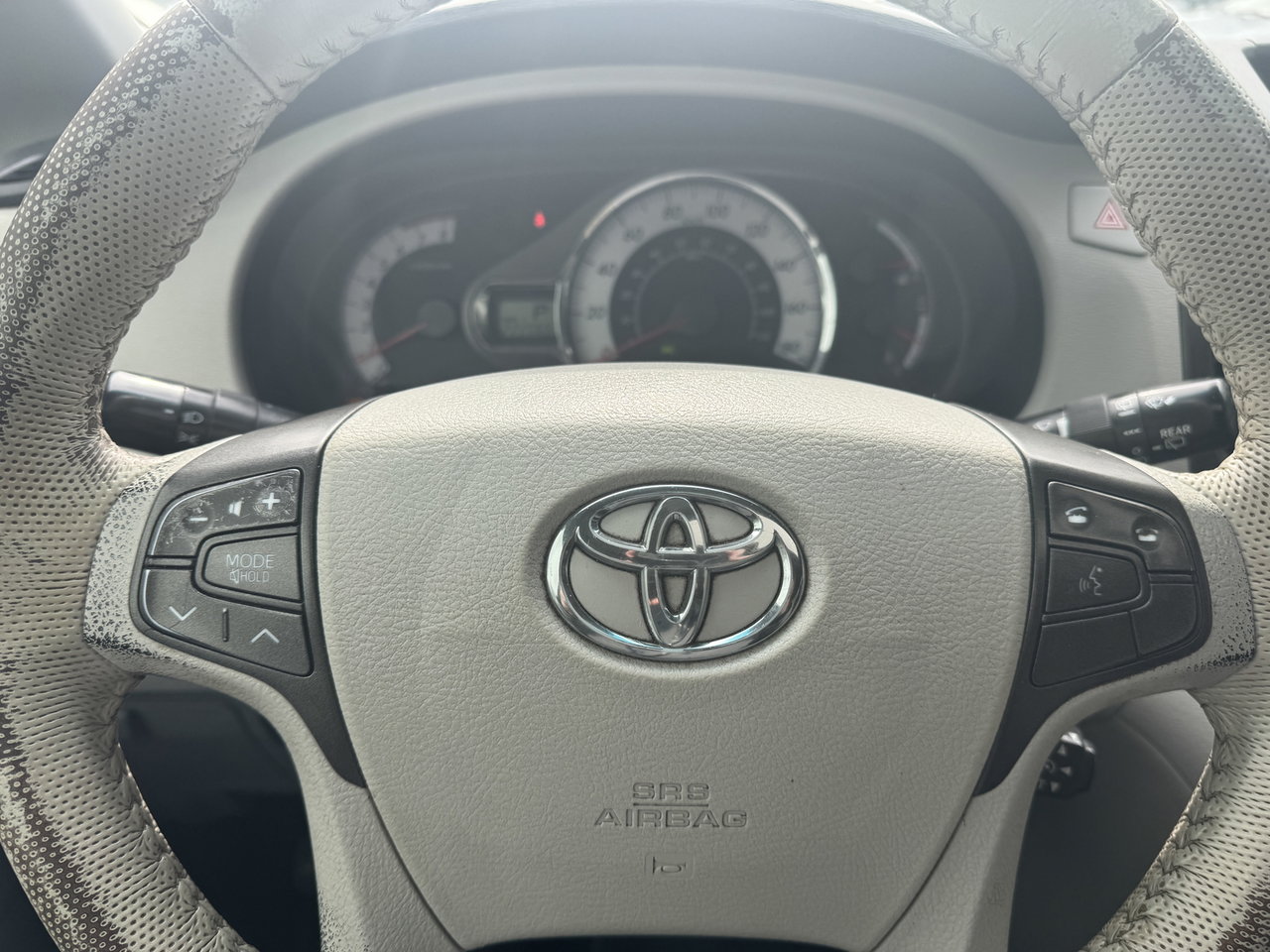 2013 Toyota Sienna SE-7