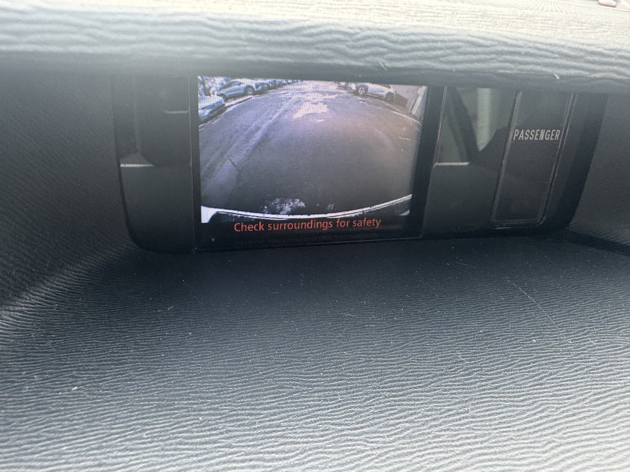 2013 Toyota Sienna SE-9