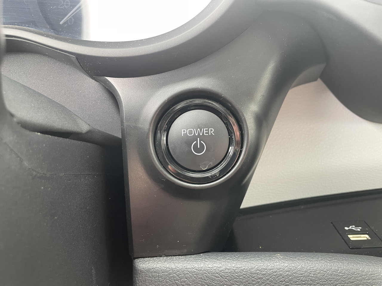 Toyota Sienna Hybrid XLE 8-PASS 2025-47