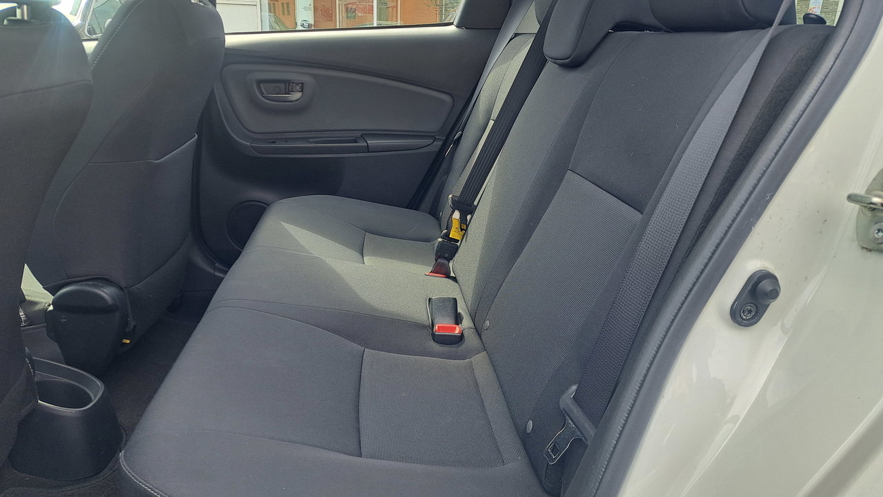 Toyota Yaris Hatchback 5DR SE 4A 2016-24