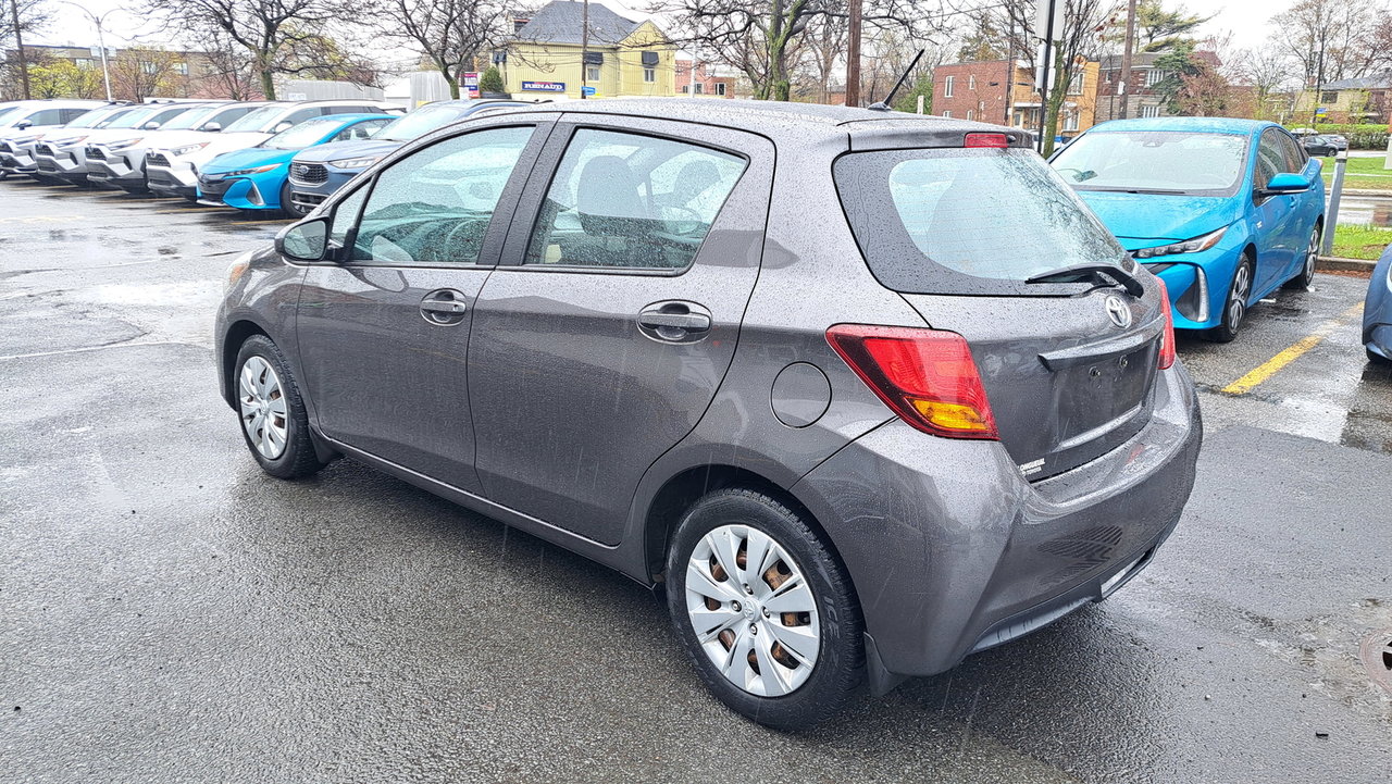 2016 Toyota Yaris LE-4