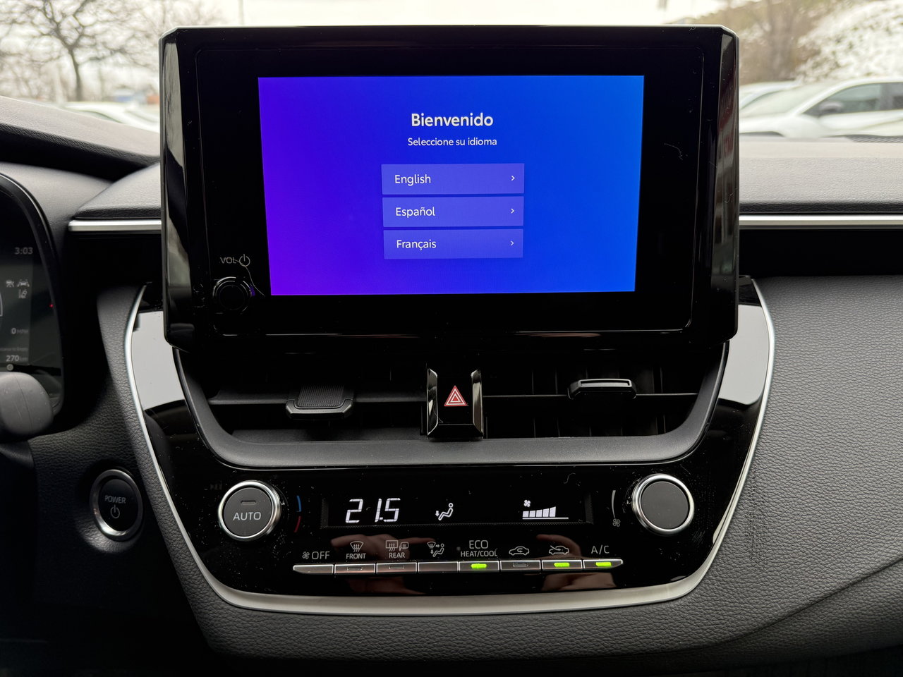 Toyota Corolla Hybrid LE 2024-22