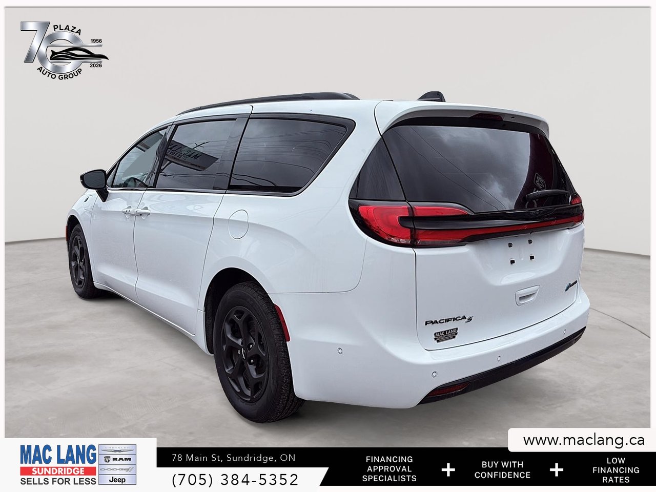 2024 Chrysler Pacifica Hybrid Premium S Appearance-6