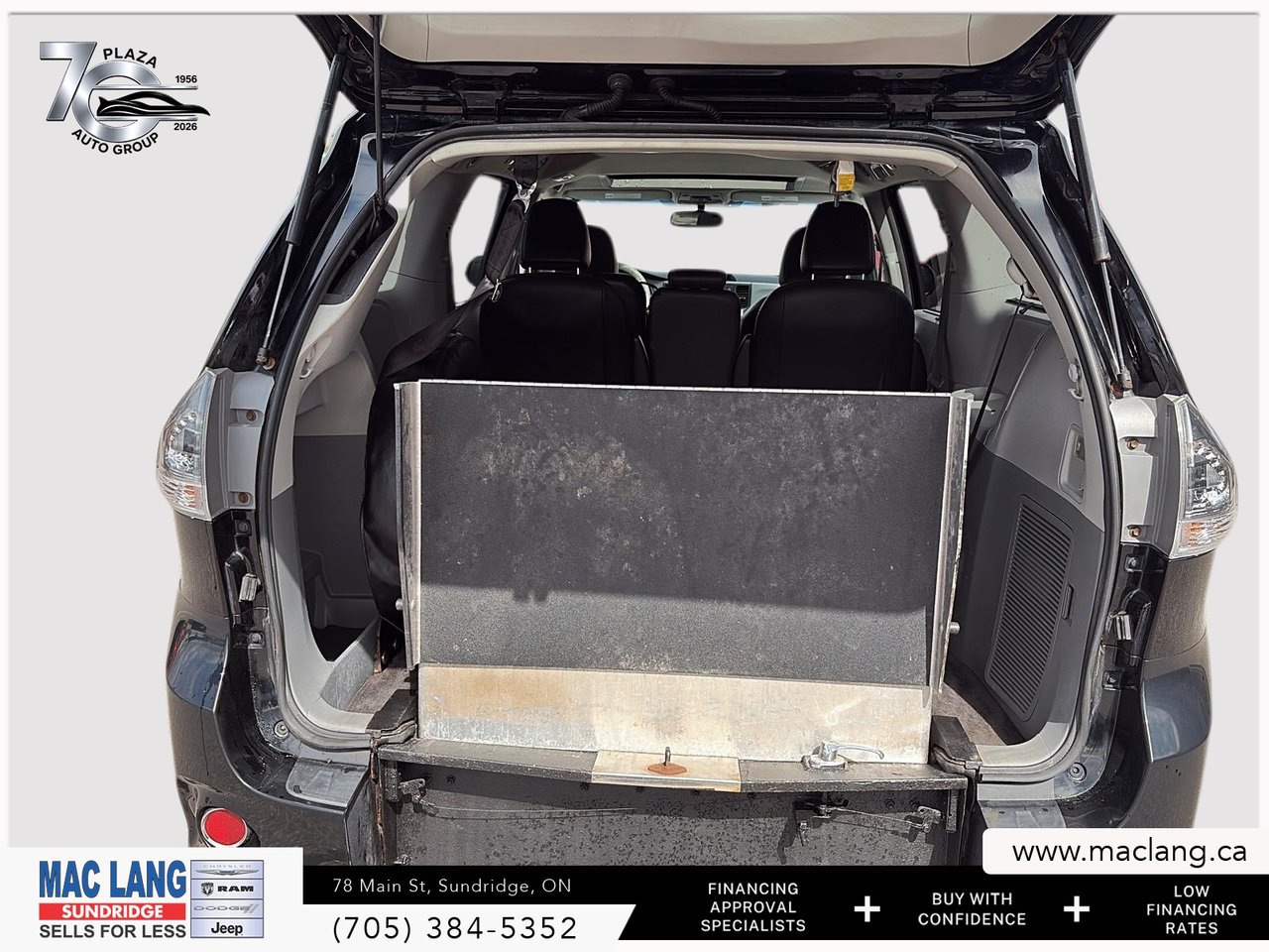 2014 Toyota Sienna SE-9