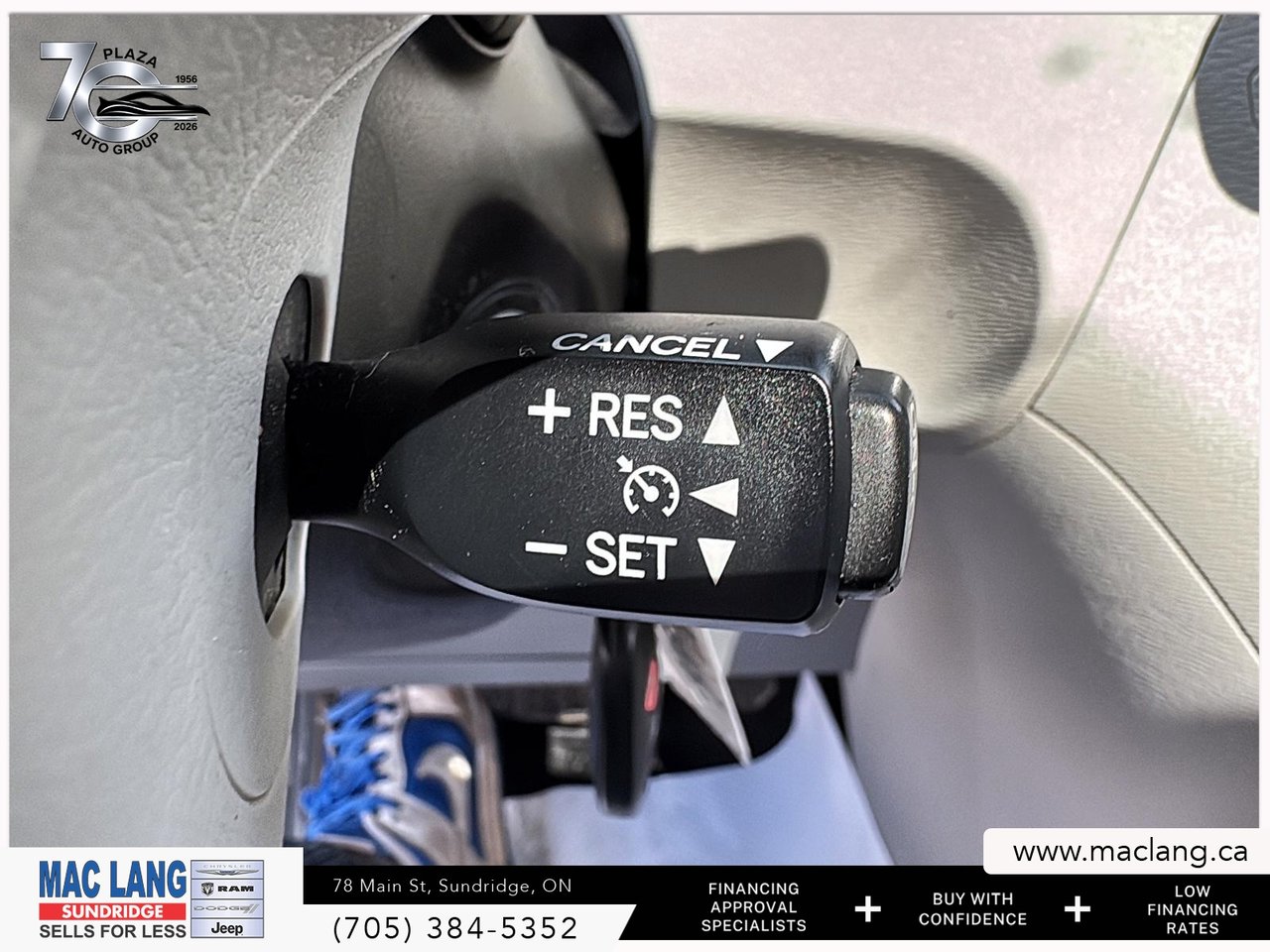 2014 Toyota Sienna SE-15