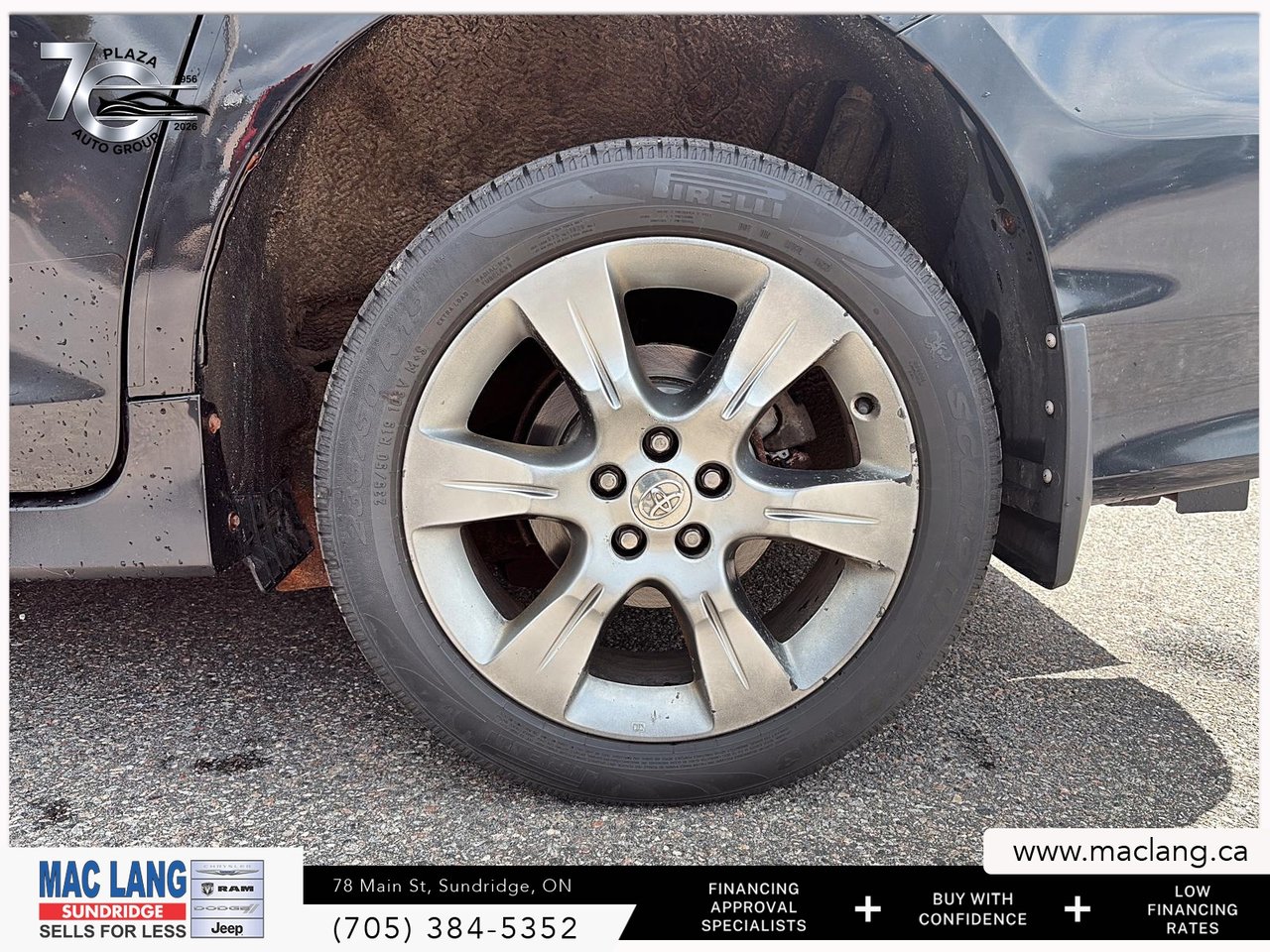 2014 Toyota Sienna SE-18