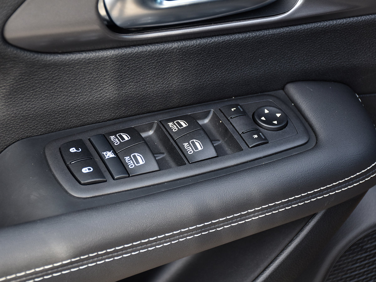 2026 Chrysler Grand Caravan SXT-11