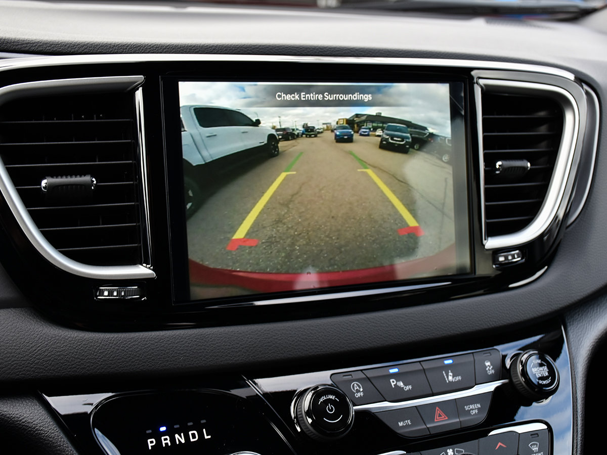 2026 Chrysler Grand Caravan SXT-23