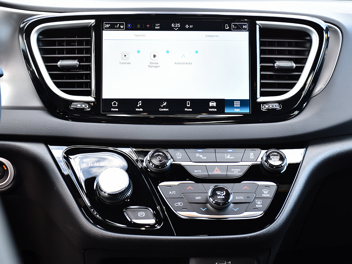 2026 Chrysler Grand Caravan SXT-17