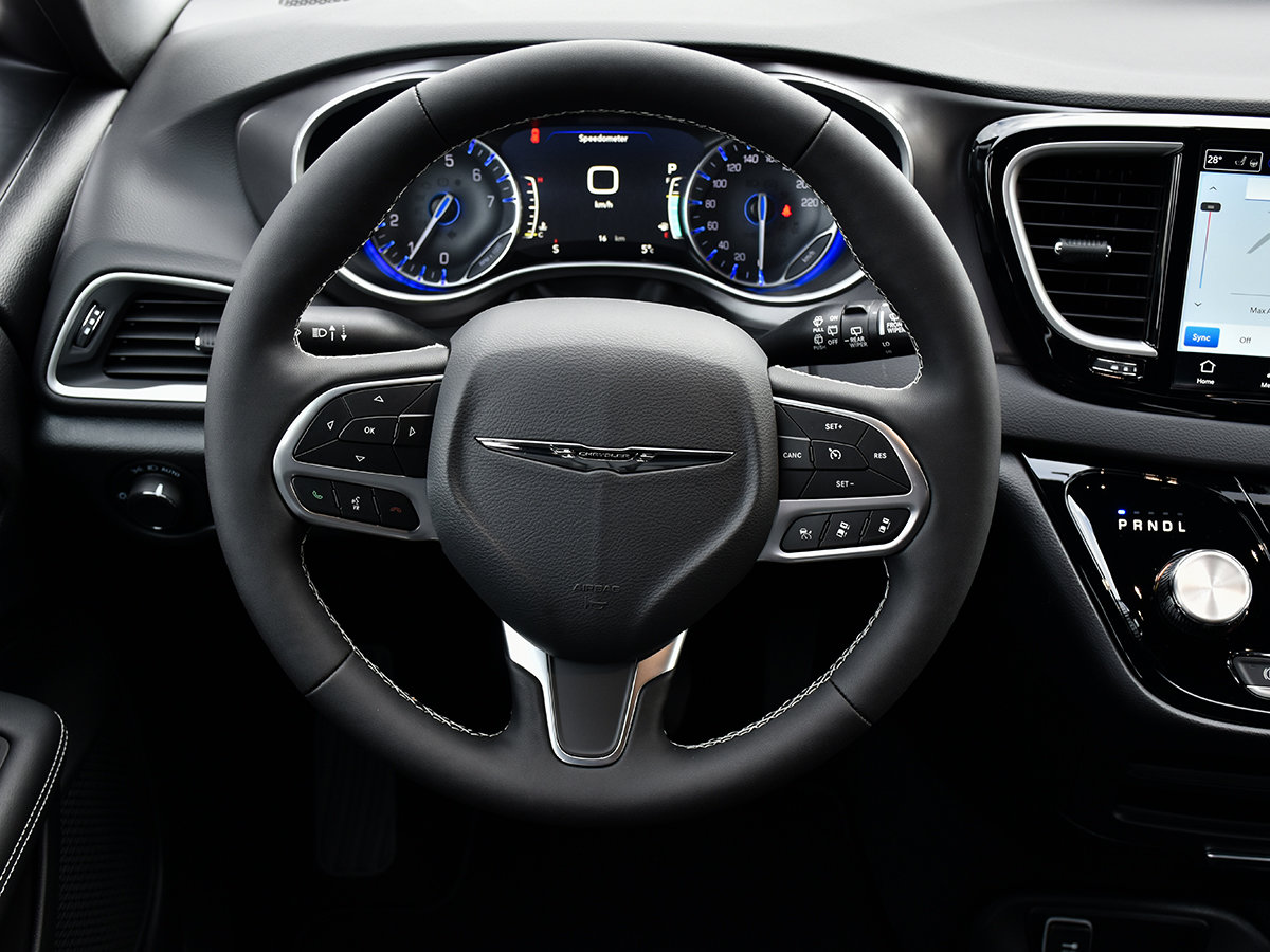 2026 Chrysler Grand Caravan SXT-16