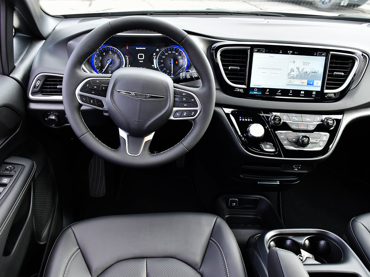 2026 Chrysler Grand Caravan SXT-15