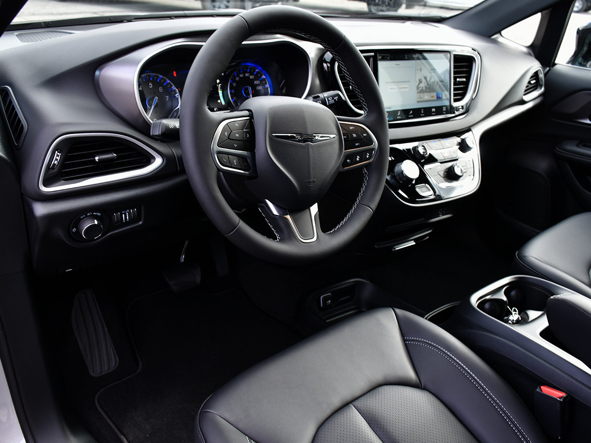 2026 Chrysler Grand Caravan SXT-9