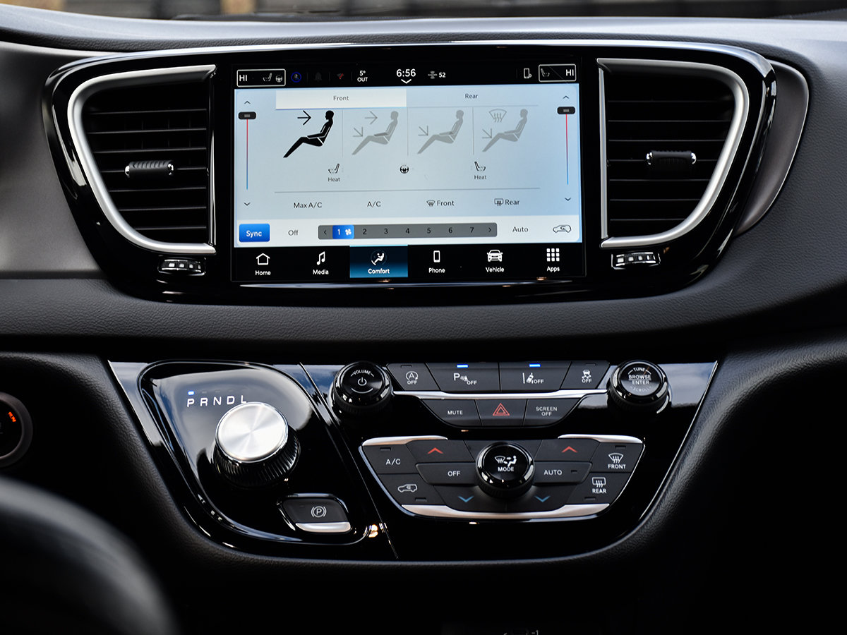 2026 Chrysler Grand Caravan SXT-17