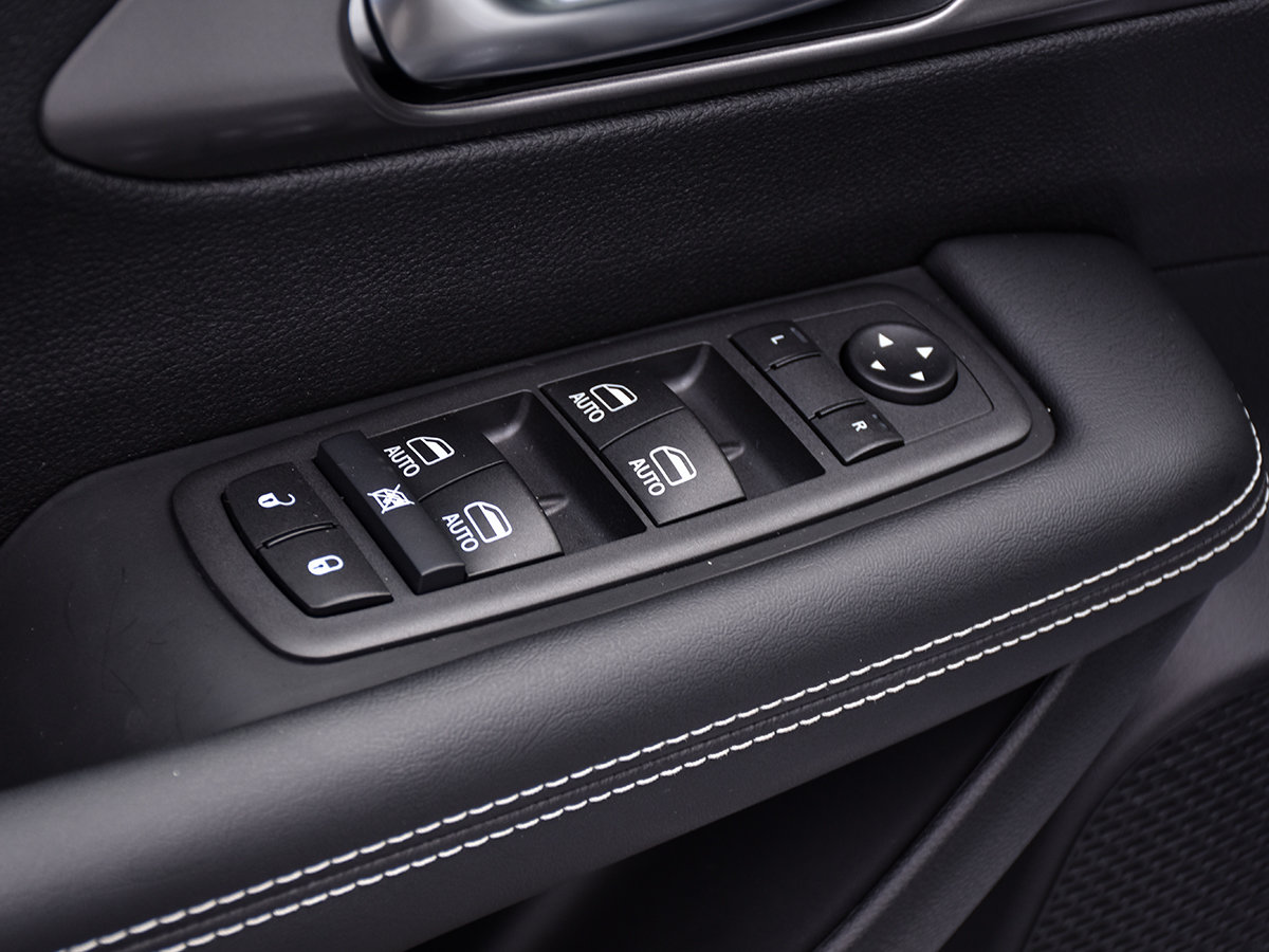 2026 Chrysler Grand Caravan SXT-11