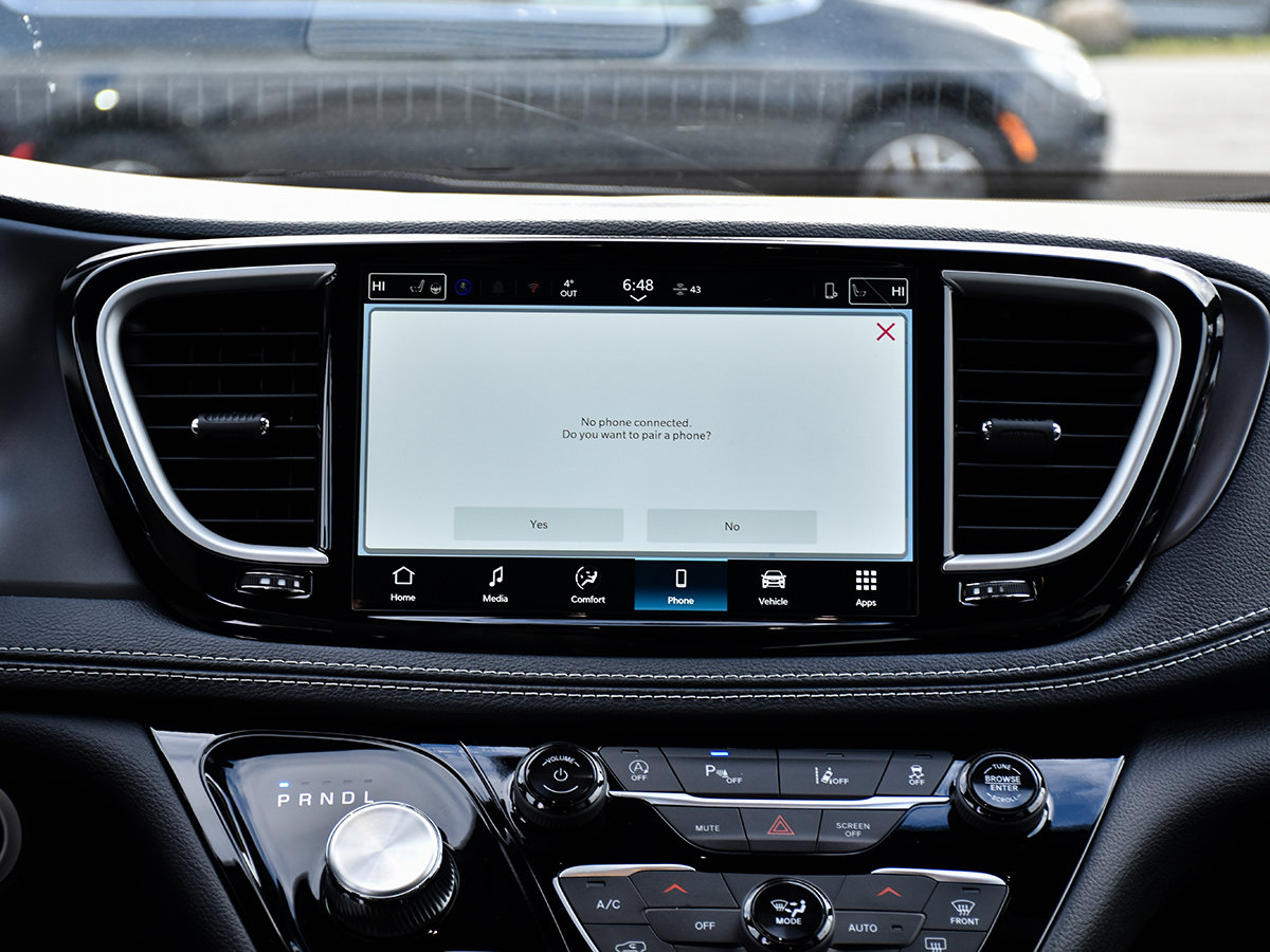 2026 Chrysler Pacifica SELECT-19