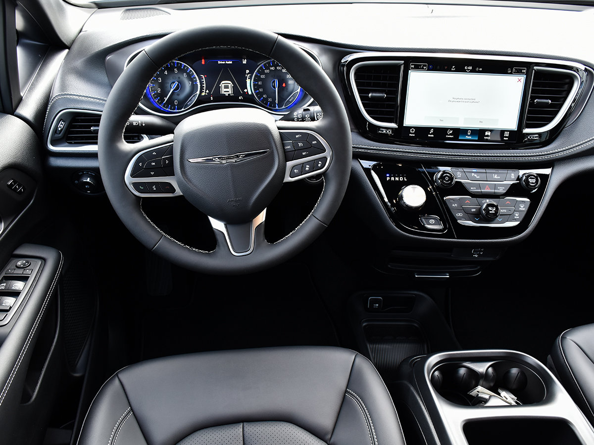 2026 Chrysler Pacifica SELECT-16