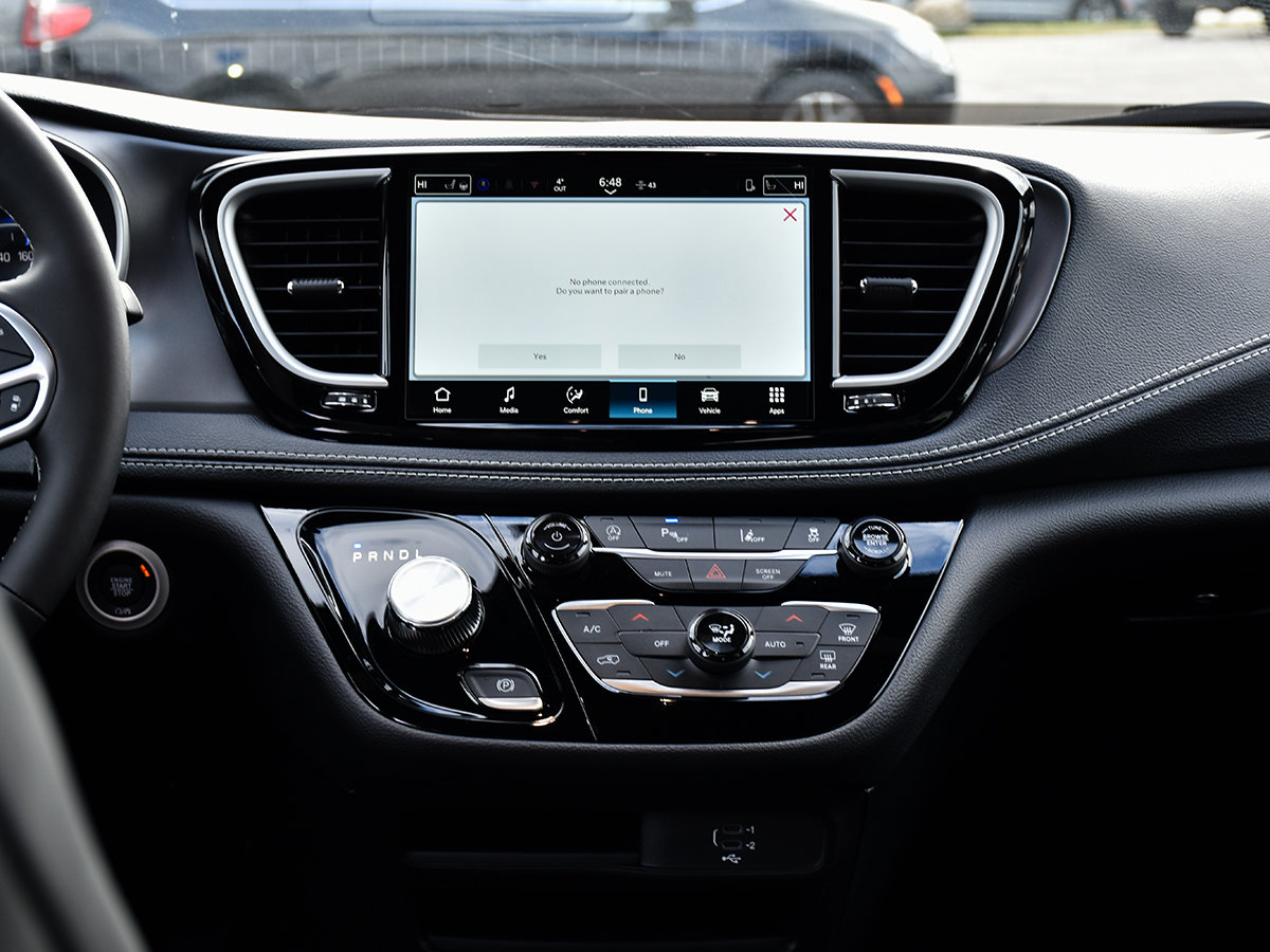 2026 Chrysler Pacifica SELECT-18